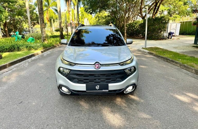 Fiat Toro 1.8 16V Evo Flex Freedom At6 - Foto #2