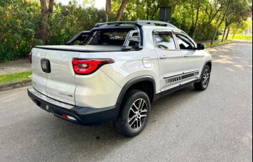 Fiat Toro 1.8 16V Evo Flex Freedom At6 - Foto #4