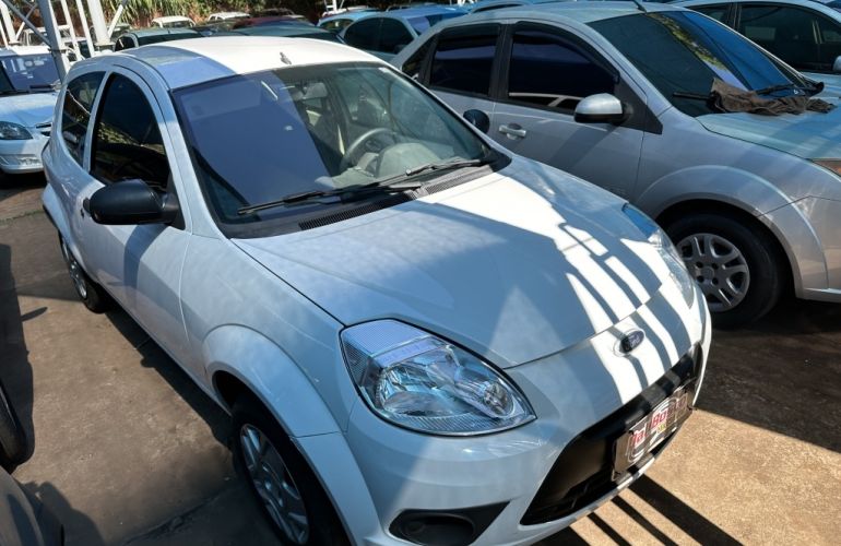 Ford Ka 1.0 (Flex) - Foto #2