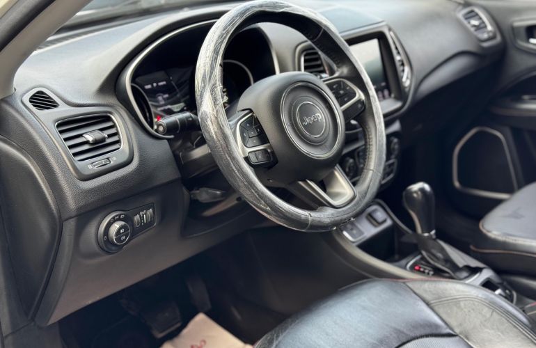 Jeep Compass 2.0 16V Longitude - Foto #9