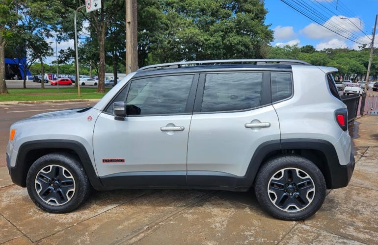 Jeep Renegade 2.0 TDI Trailhawk 4WD (Aut) - Foto #6