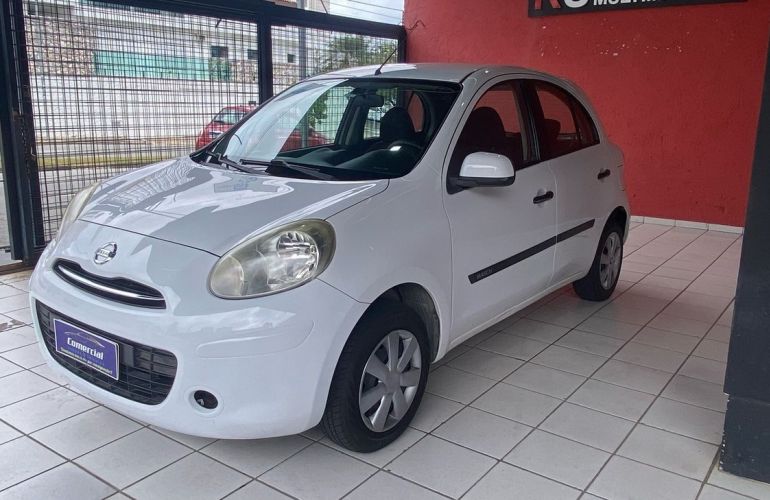 Nissan March 1.0 S 16v - Foto #1