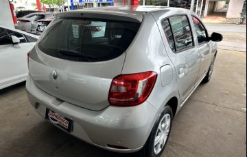 Renault Sandero Expression 1.6 16V SCe (Flex) - Foto #6