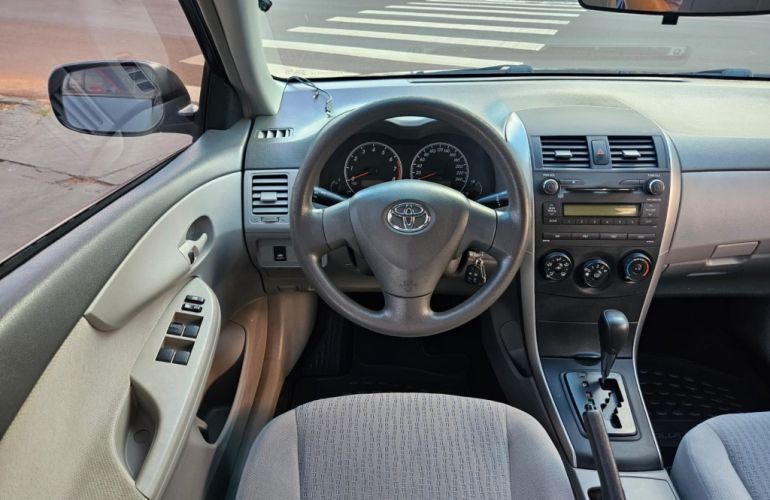 Toyota Corolla Sedan XLi 1.6 16V (aut) - Foto #2