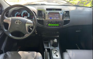 Toyota Hilux Sw4 3.0 Srv 4x4 7 Lugares 16V Turbo Intercooler Diesel 4p Automático - Foto #7