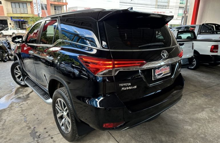 Toyota SW4 2.8 TDI SRX 7L 4x4 (Aut) - Foto #6