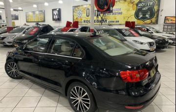 Volkswagen Jetta 2.0 TSi Highline 200cv - Foto #6