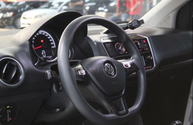 Volkswagen Up 1.0 170 TSi Total Xtreme - Foto #4