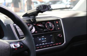 Volkswagen Up 1.0 170 TSi Total Xtreme - Foto #5