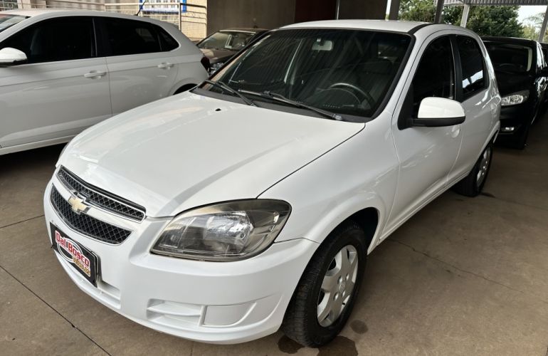 Chevrolet Celta LT 1.0 (Flex) - Foto #1