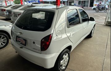 Chevrolet Celta LT 1.0 (Flex) - Foto #4