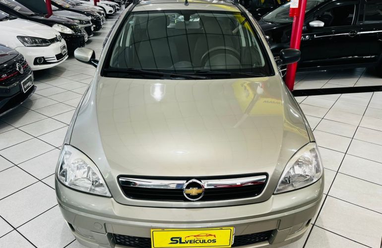 Chevrolet Corsa 1.4 MPFi Premium 8v - Foto #2