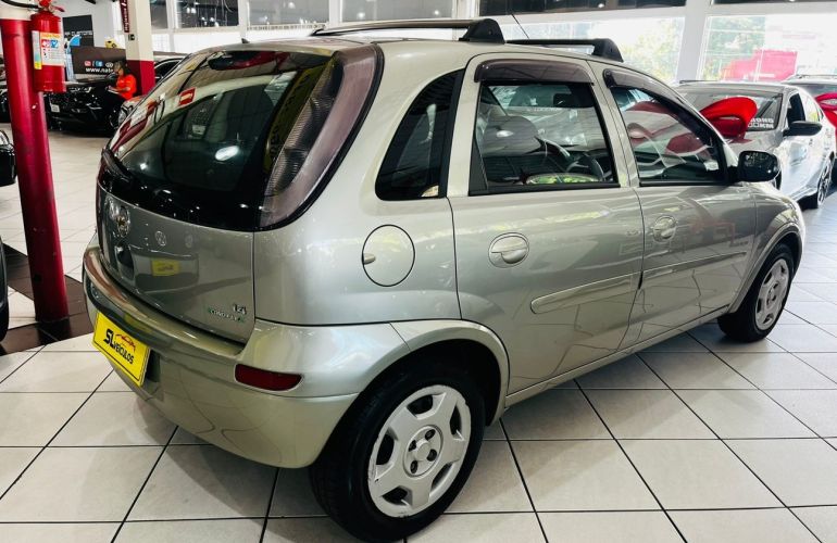 Chevrolet Corsa 1.4 MPFi Premium 8v - Foto #4