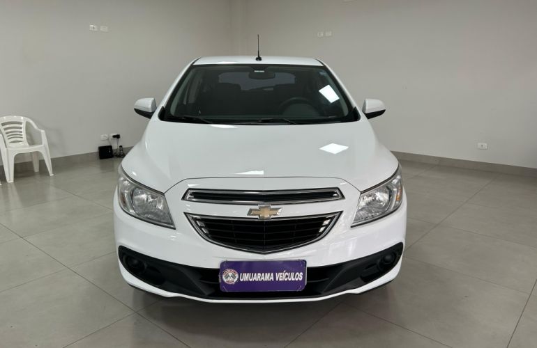 Chevrolet Onix 1.0 LT (Flex) - Foto #2