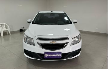 Chevrolet Onix 1.0 LT (Flex) - Foto #2