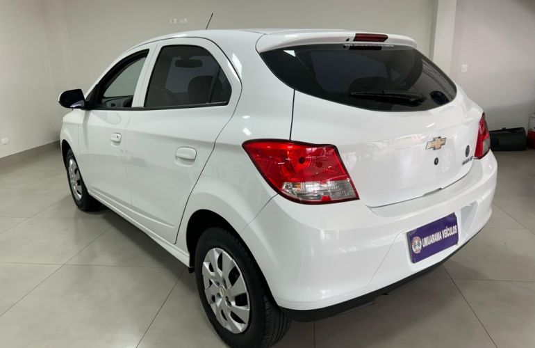 Chevrolet Onix 1.0 LT (Flex) - Foto #4