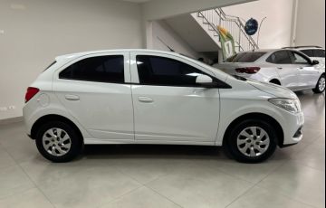 Chevrolet Onix 1.0 LT (Flex) - Foto #7