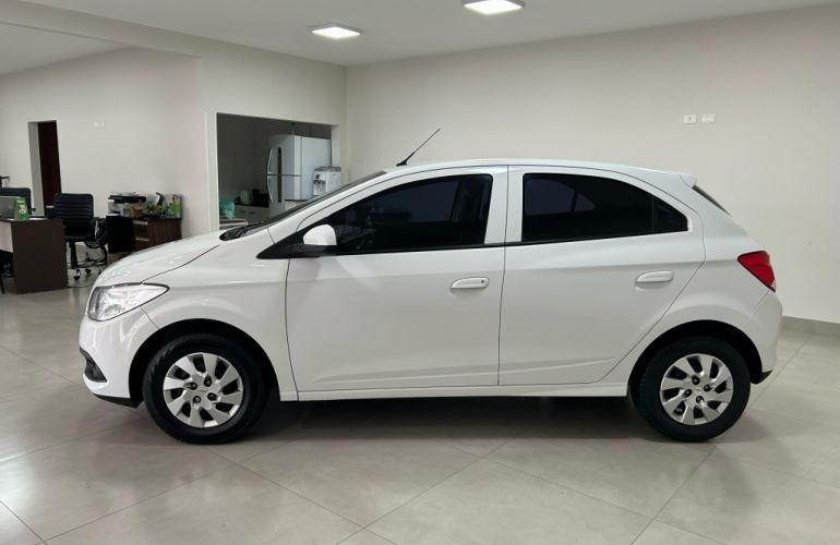 Chevrolet Onix 1.0 LT (Flex) - Foto #8