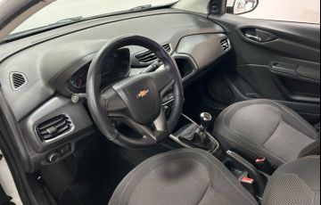 Chevrolet Onix 1.0 LT (Flex) - Foto #9