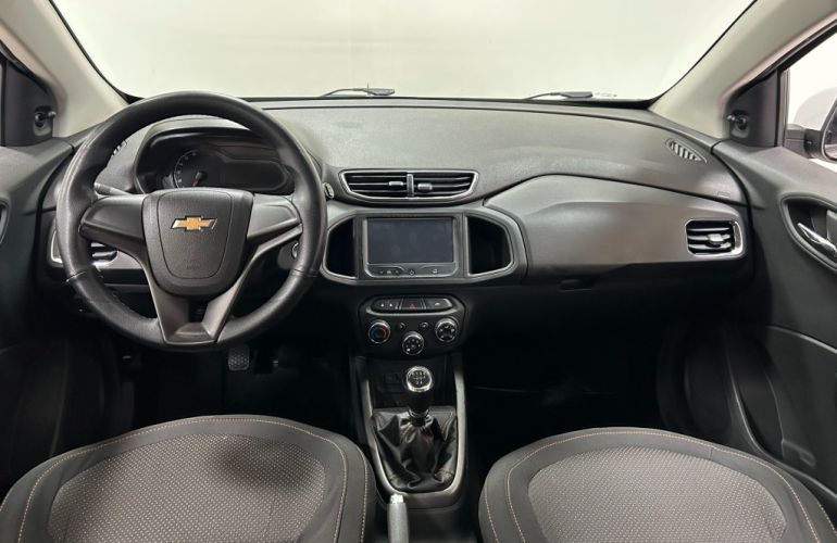 Chevrolet Onix 1.0 LT (Flex) - Foto #10