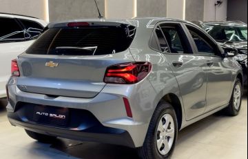 Chevrolet Onix 1.0 LT - Foto #4