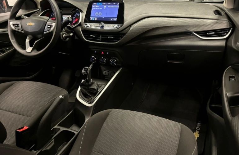 Chevrolet Onix 1.0 LT - Foto #9