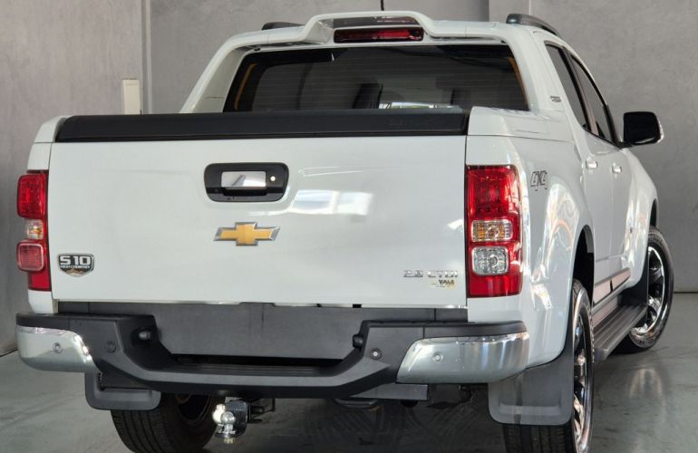 Chevrolet S10 2.8 CTDI High Country 4WD (Cabine Dupla) (Aut) - Foto #5