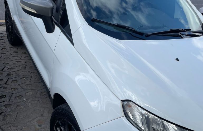 Ford Ecosport Freestyle Plus Powershift 1.6 (Flex) - Foto #4