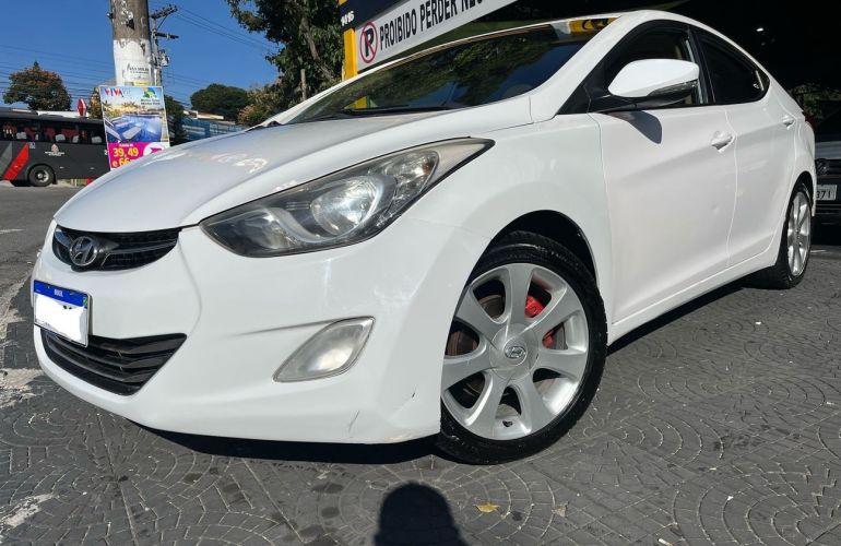 Hyundai Elantra 1.8 GLS 16v - Foto #2
