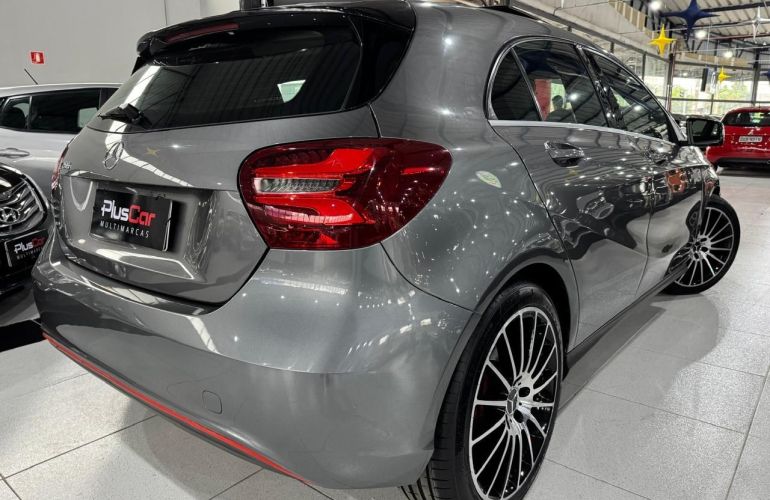 Mercedes-Benz A 200 1.6 Cgi 7g-dct - Foto #3