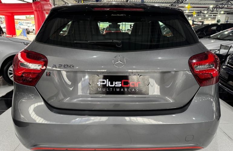 Mercedes-Benz A 200 1.6 Cgi 7g-dct - Foto #4