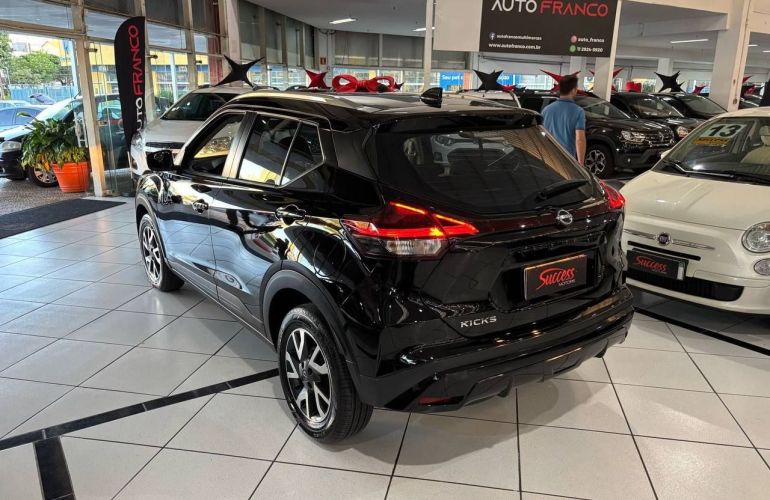 Nissan Kicks 1.6 16V Flexstart Sense - Foto #4