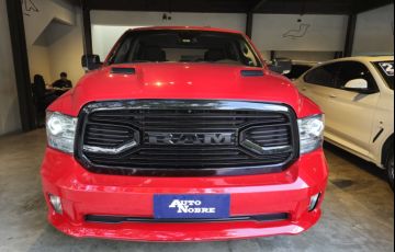 RAM Classic 5.7 V8 Laramie CD 4x4 - Foto #2