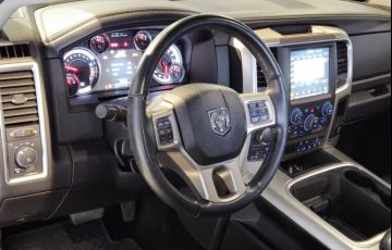 RAM Classic 5.7 V8 Laramie CD 4x4 - Foto #7