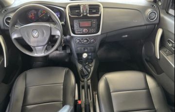 Renault Sandero 1.0 Expression 16v - Foto #8