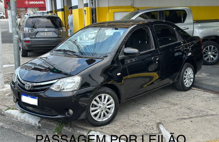 Toyota Etios 1.5 Xls Sedan 16v - Foto #1