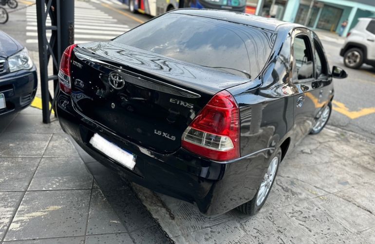Toyota Etios 1.5 Xls Sedan 16v - Foto #4