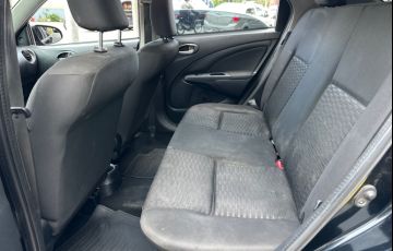 Toyota Etios 1.5 Xls Sedan 16v - Foto #5