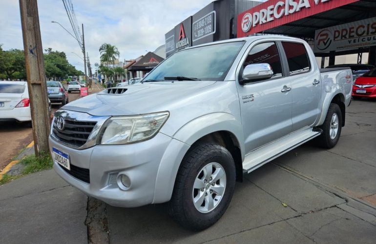 Toyota Hilux 3.0 TDI 4x4 CD SRV (Aut) - Foto #1