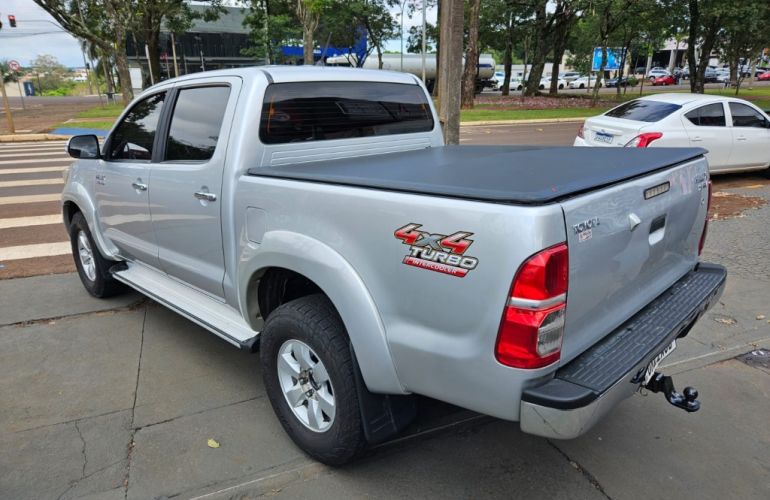 Toyota Hilux 3.0 TDI 4x4 CD SRV (Aut) - Foto #7