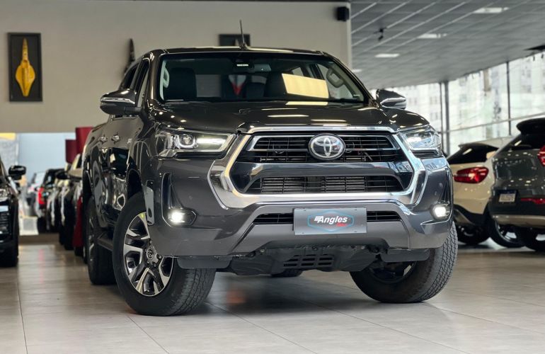 Toyota Hilux 2.8 Srx 4x4 CD 16v - Foto #3