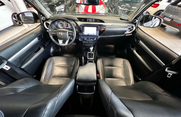 Toyota Hilux 2.8 Srx 4x4 CD 16v - Foto #6