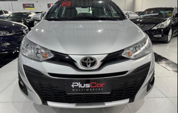 Toyota Yaris 1.3 16V Xl - Foto #2
