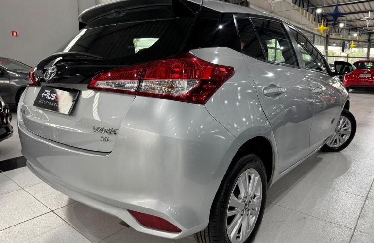 Toyota Yaris 1.3 16V Xl - Foto #3
