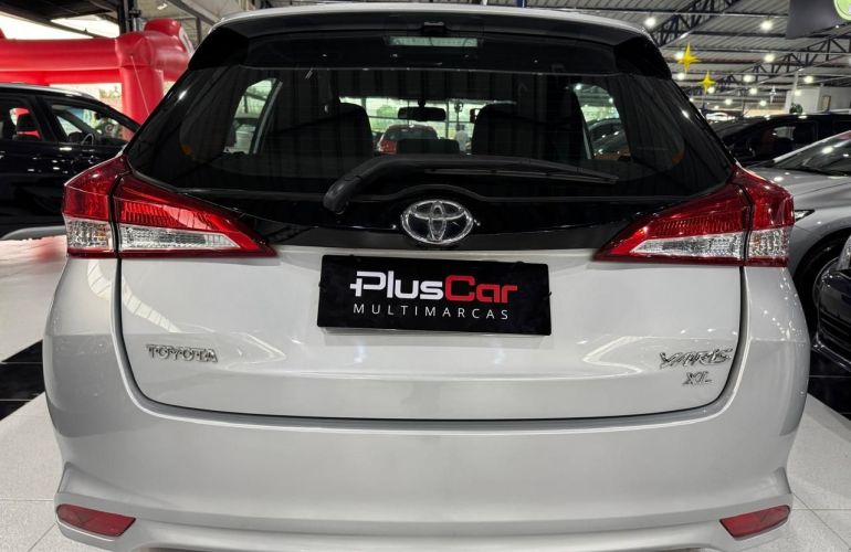 Toyota Yaris 1.3 16V Xl - Foto #4