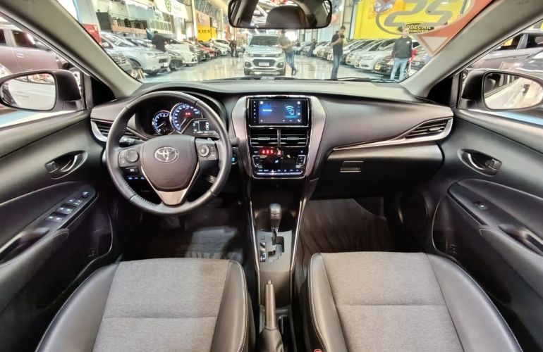 Toyota Yaris 1.5 16V Sedan Xs Multidrive - Foto #10