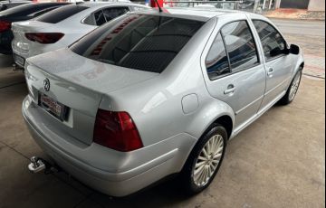 Volkswagen Bora 2.0 MI - Foto #6