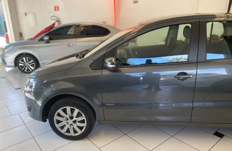 Volkswagen Fox 1.0 Mi Trend 8v - Foto #3
