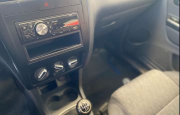 Volkswagen Fox 1.0 Mi Trend 8v - Foto #6
