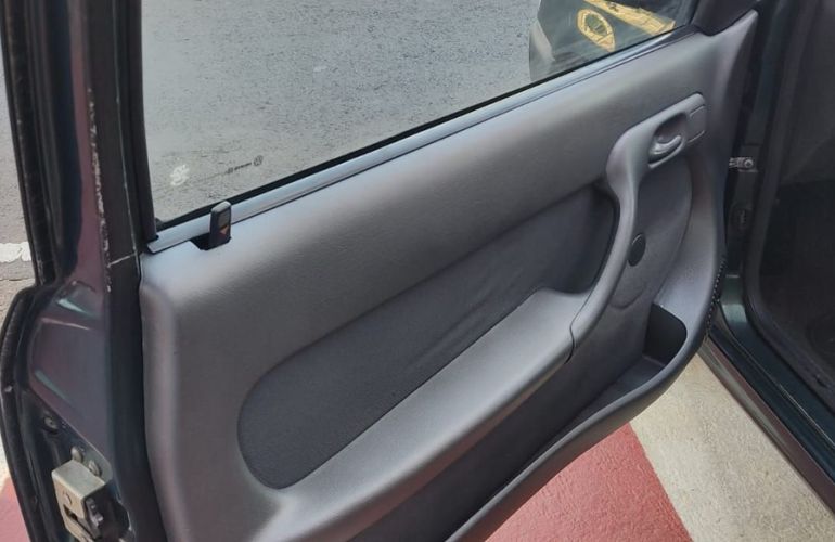 Volkswagen Gol 1.0 Mi 8v - Foto #6